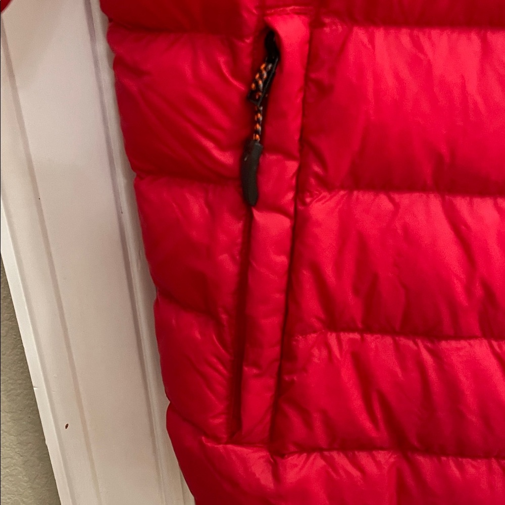 Koppen Red Down Filled Packable Puffer Jacket. M/L - image 5